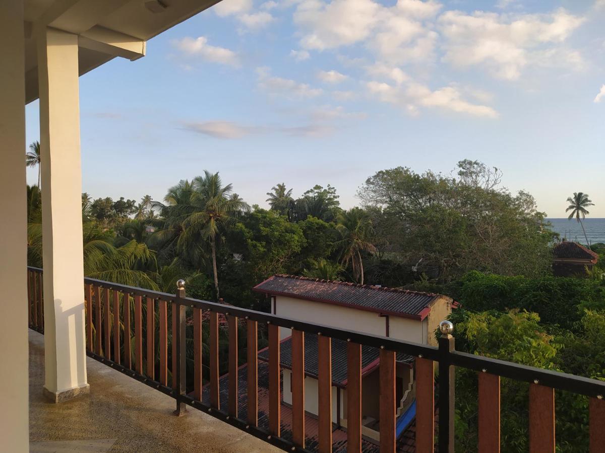 Cozy Crest Apartment อาฮานกามา ภายนอก รูปภาพ